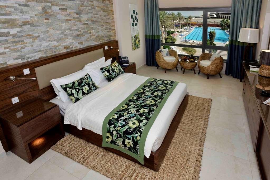 The Palms Beach Hotel And Spa - Kuwai Kuvait Szoba fotó